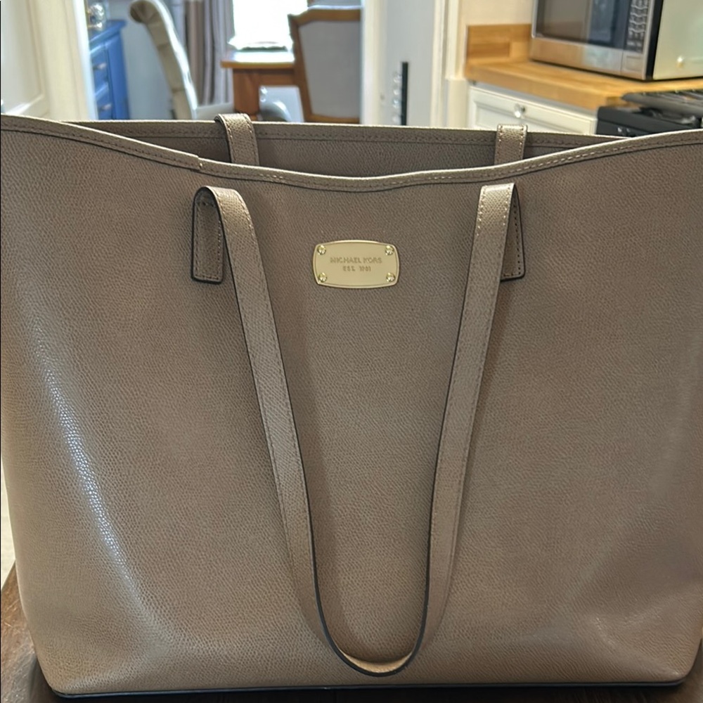 Michael Kors Tan Structured Tote Bag with Gold Hardware